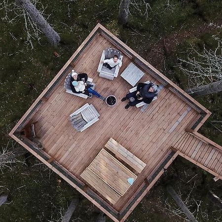Отель Treetop Ekne - Hytte I Skogen Med Hengebru Левангер Экстерьер фото